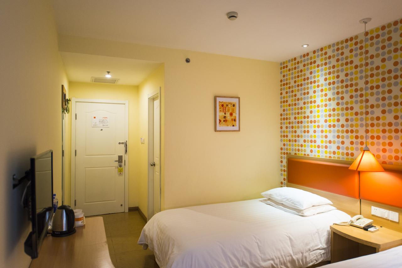 Home Inn Changchun Dajing Road Ouya Outlets Экстерьер фото
