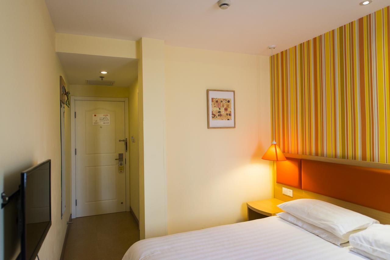 Home Inn Changchun Dajing Road Ouya Outlets Экстерьер фото